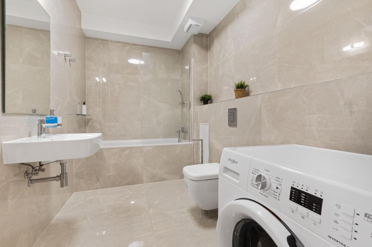 Апартаменти Lam Jegeho Alej - Jacuzzi - Free Parking Братислава